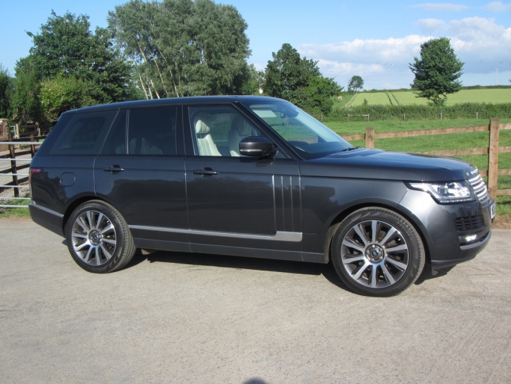 Land Rover Range Rover Vogue 3.0 TDV6