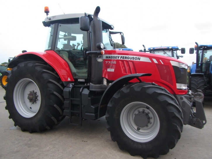 Massey Ferguson 7726 Exclusive