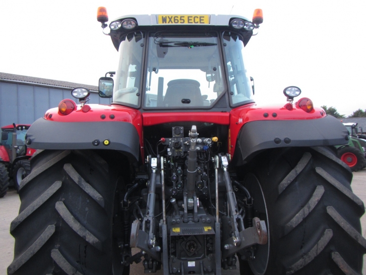 Massey Ferguson 7726 Exclusive