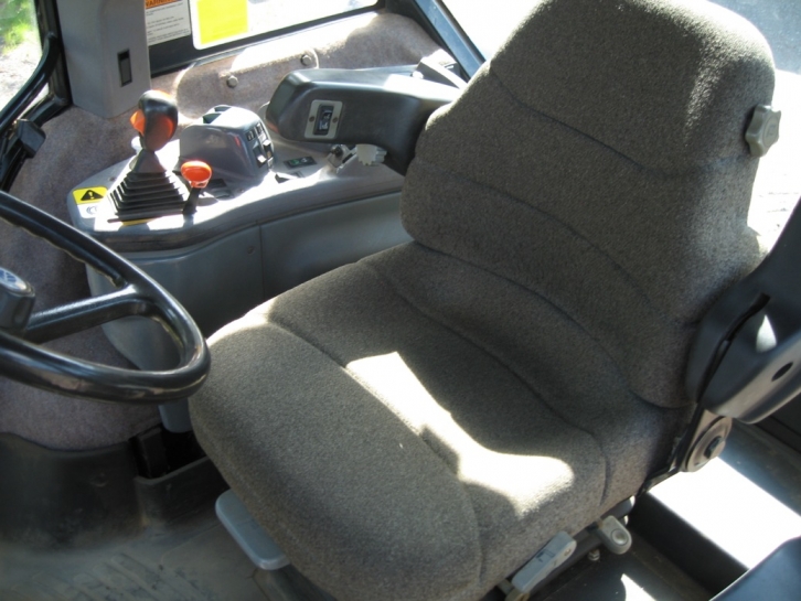 New Holland 8970A