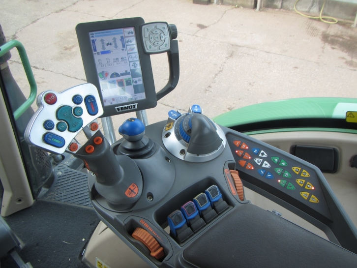 Fendt 718 Profi