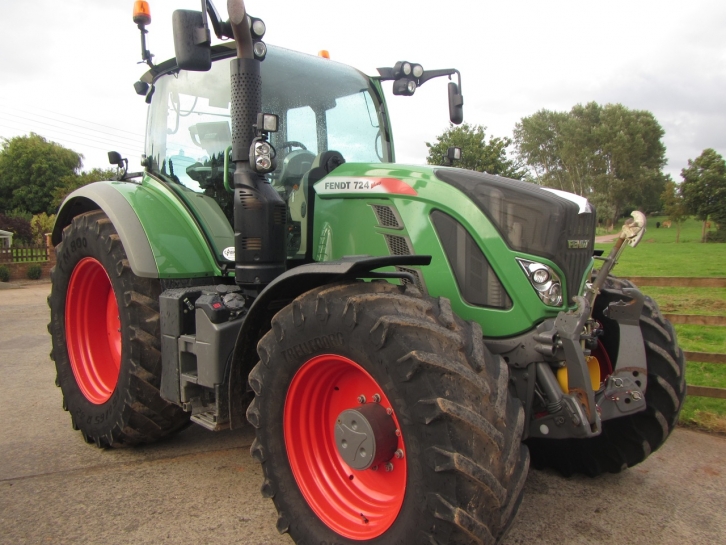 Fendt 724 Profi Plus