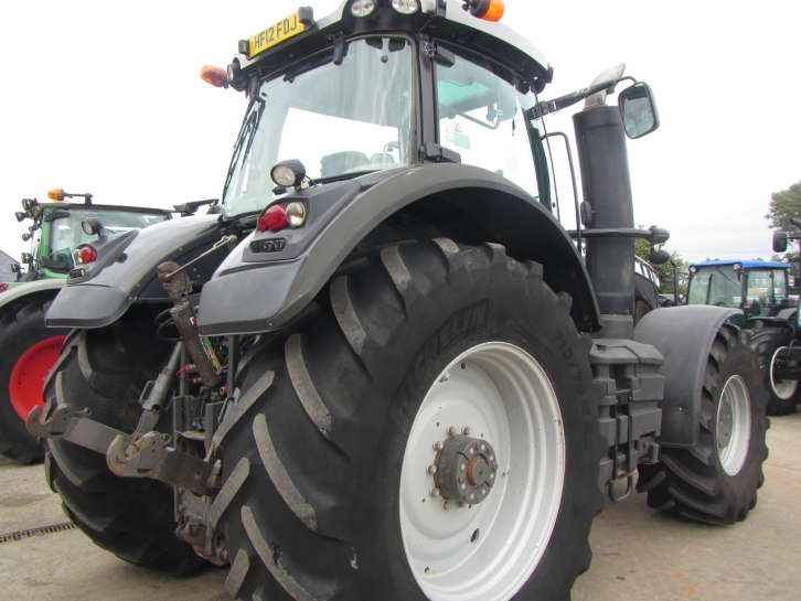Massey Ferguson 8650