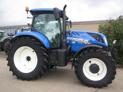 New Holland T7.210