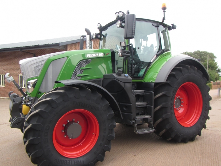 Fendt 824 Profi-Plus