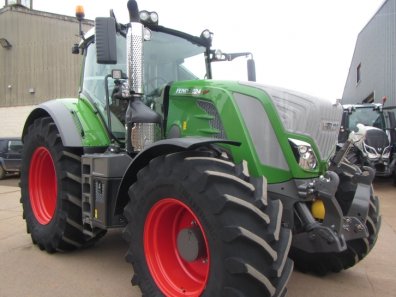 Fendt 824 Profi-Plus