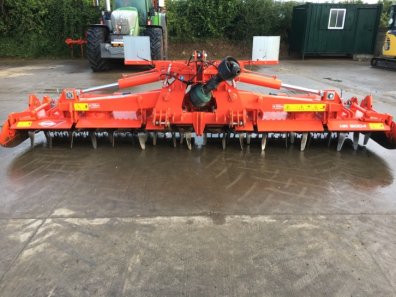 Kuhn HR 5004 5 Metre Power harrow