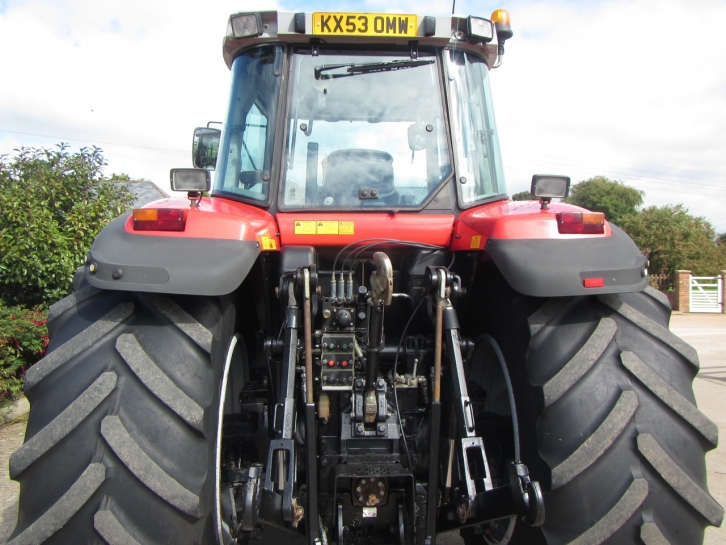 Massey Ferguson 8220 Xtra