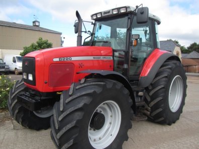 Massey Ferguson 8220 Xtra