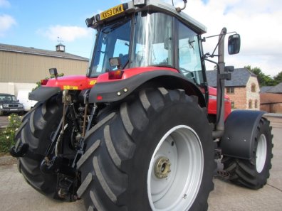 Massey Ferguson 8220 Xtra