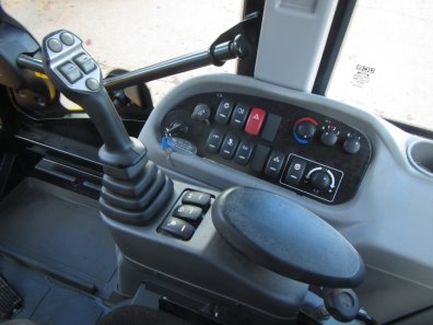 JCB 320S