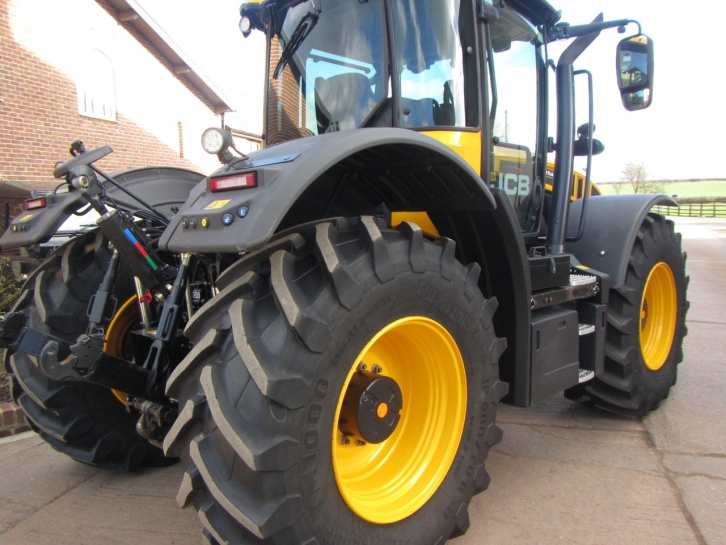 JCB 4220 Fastrac