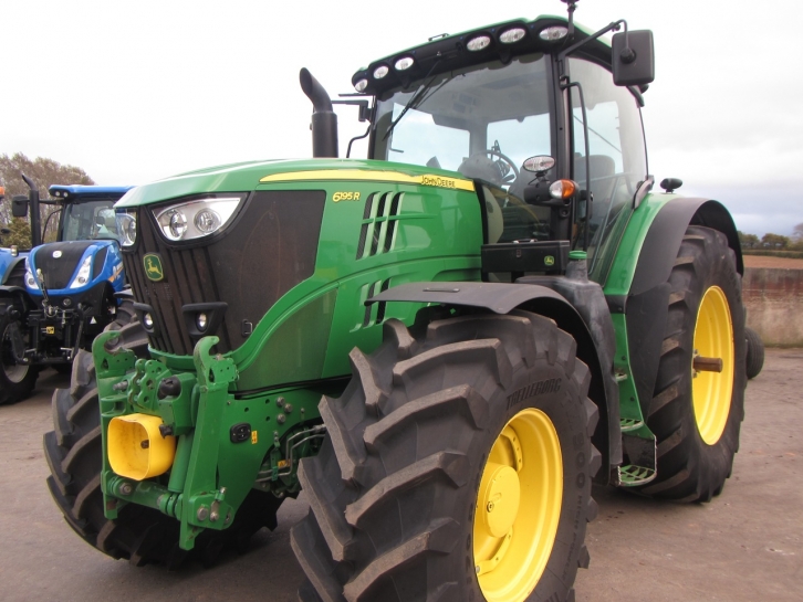 John Deere 6195R