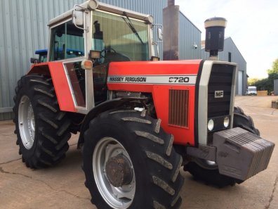Massey Ferguson 2720