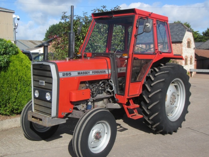 Massey Ferguson 265