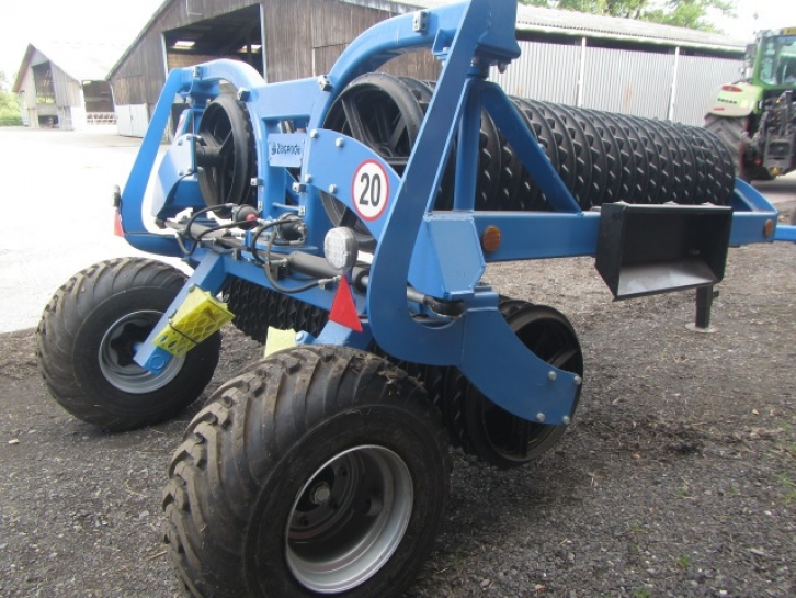 Zagroda 6.3 metre rollers