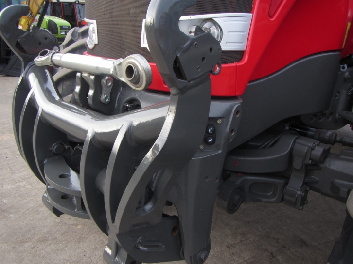 Massey Ferguson 8690