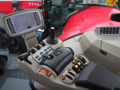 Massey Ferguson 8690