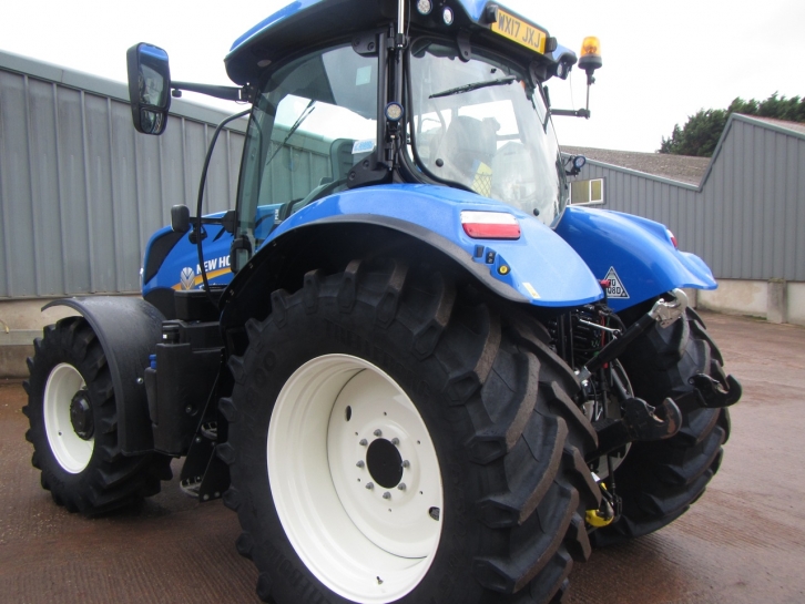 New Holland T7.210