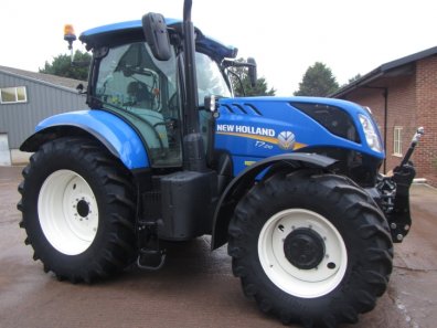 New Holland T7.210