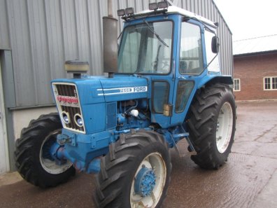 Ford 7600
