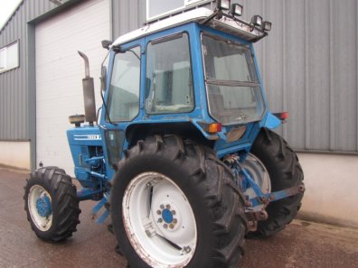 Ford 7600