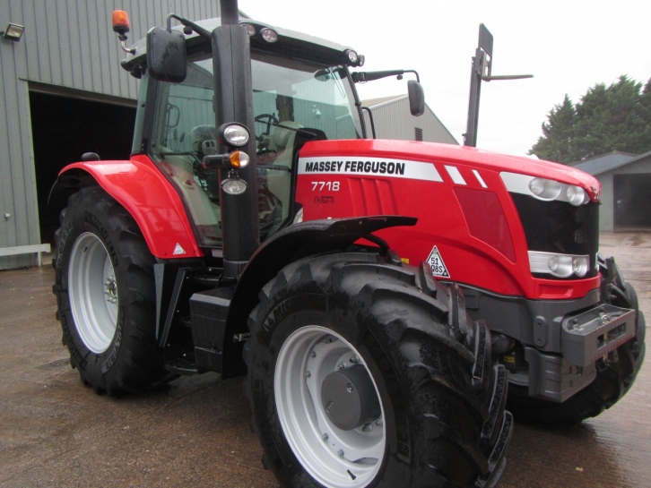 Massey Ferguson 7718 Efficient