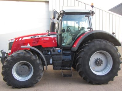 Massey Ferguson 8732