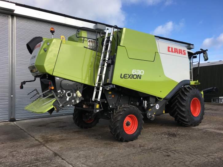 Claas 630 Montana