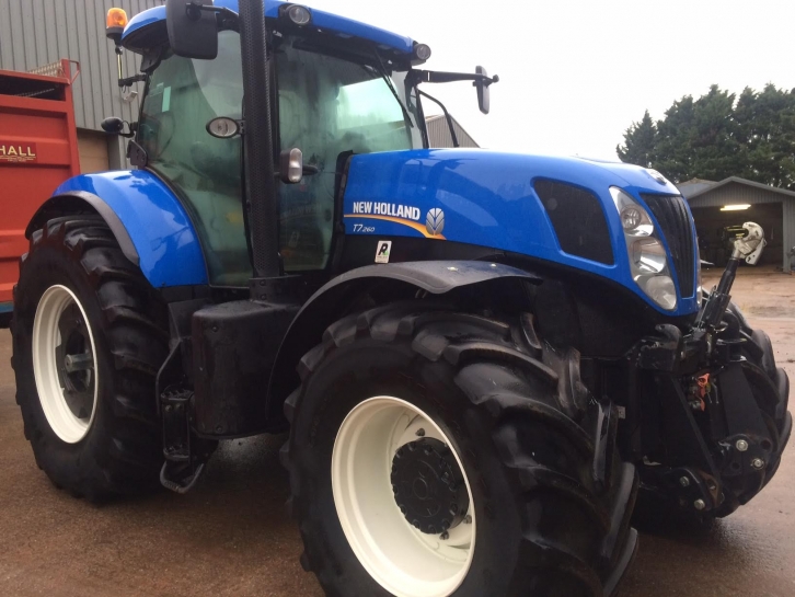 New Holland T7.260