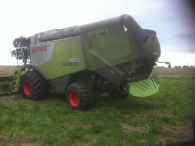 Claas 650 combine