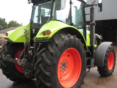 Claas Arion 630C