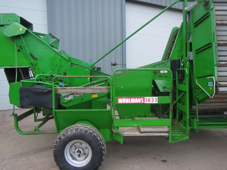 Wuhlmaus 1033 single row Potato harvester
