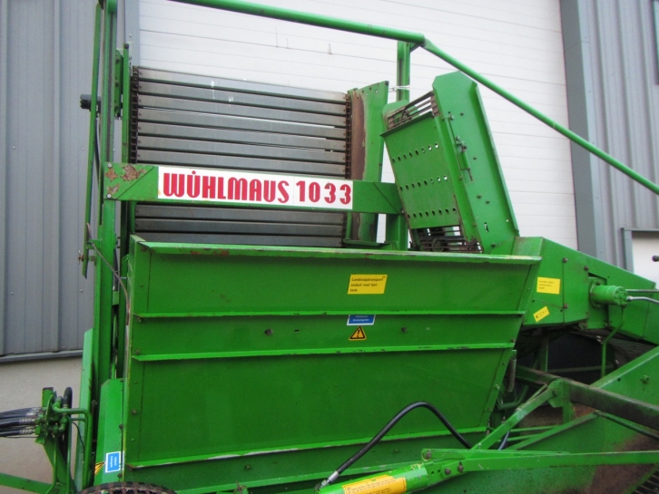 Wuhlmaus 1033 single row Potato harvester
