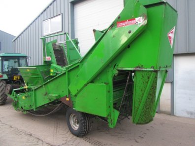 Wuhlmaus 1033 single row Potato harvester