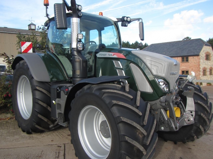 Fendt 724 Profi-Plus