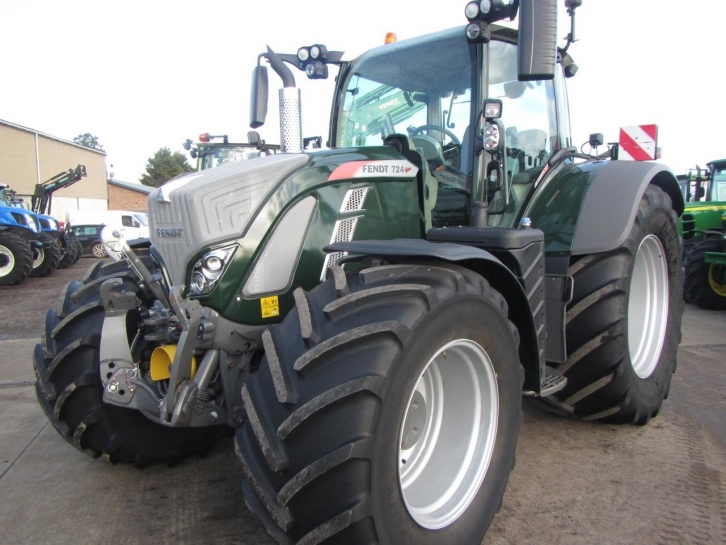 Fendt 724 Profi-Plus