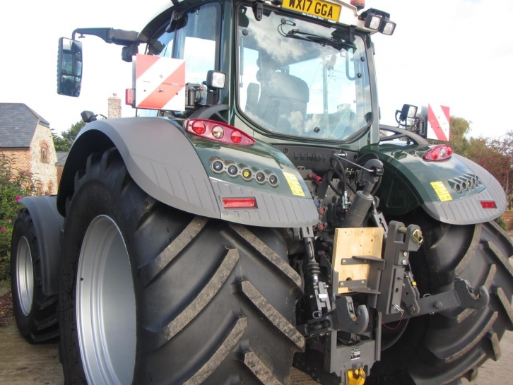 Fendt 724 Profi-Plus