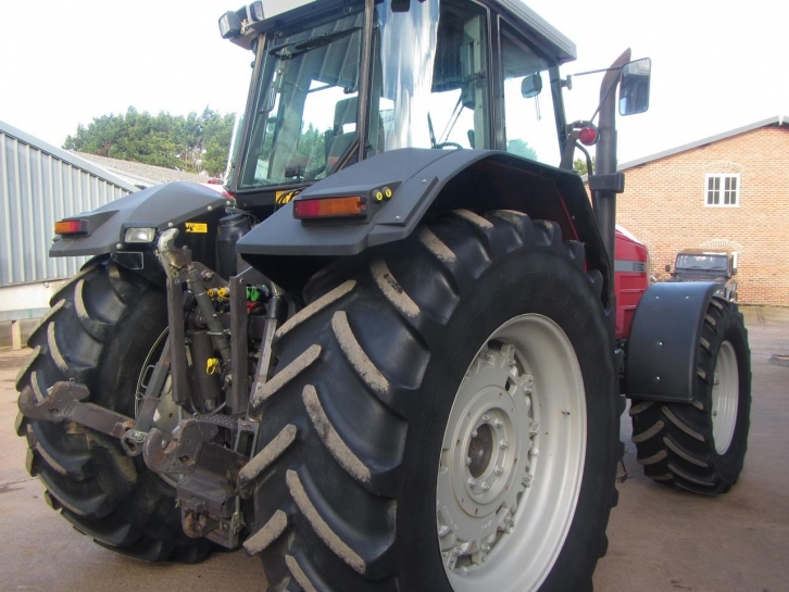 Massey Ferguson 8160