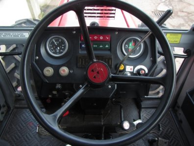 Massey Ferguson 699