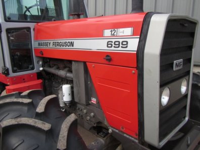 Massey Ferguson 699
