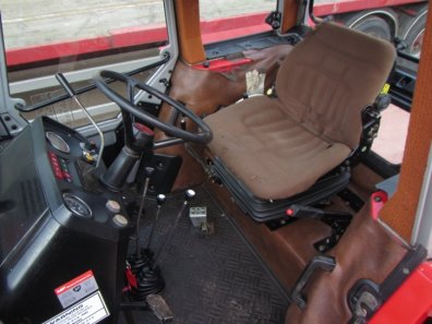 Massey Ferguson 699