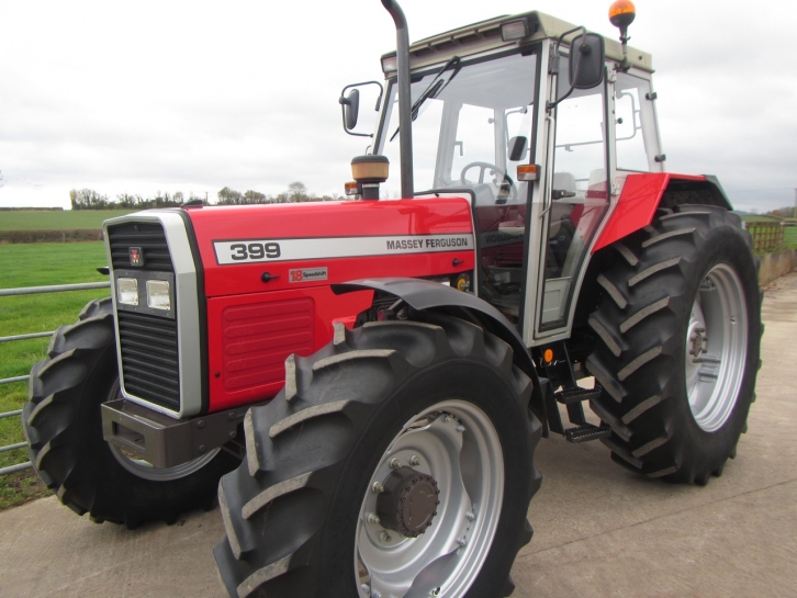Massey Ferguson 399
