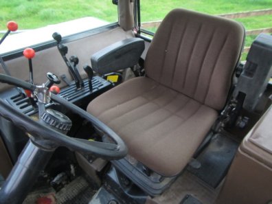 John Deere 3050