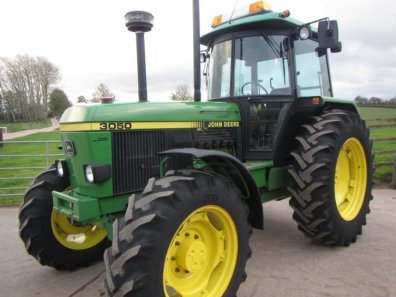 John Deere 3050