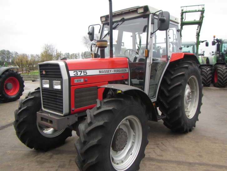 Massey Ferguson 375