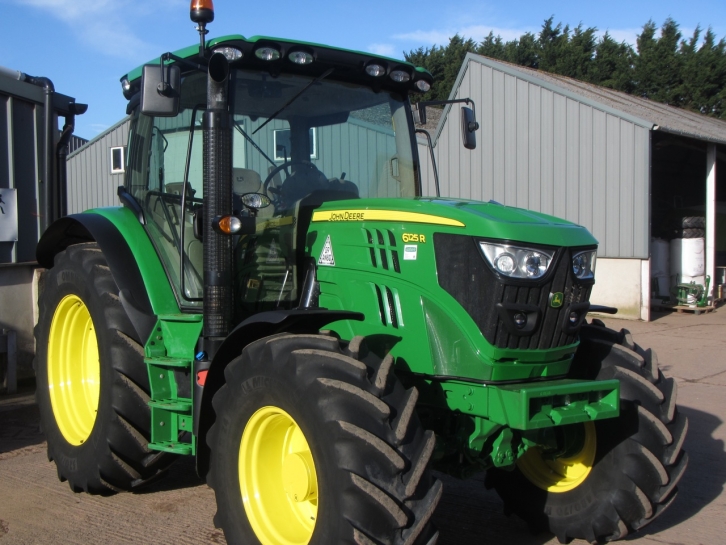 John Deere 6125R