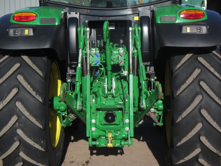 John Deere 6125R