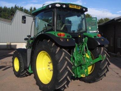 John Deere 6125R