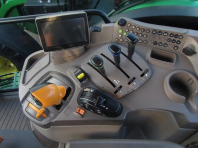 John Deere 6125R